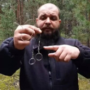 Задолжал Олегу